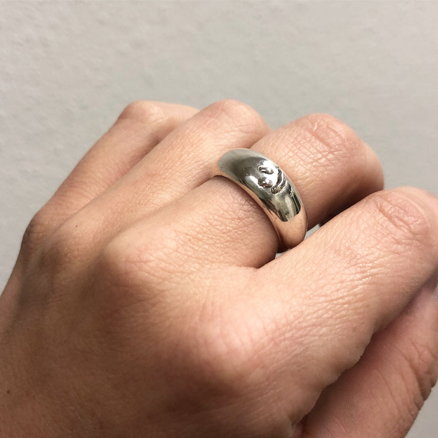 Smile Roung Ring